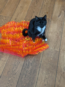 Special "Flame" Red and Orange pack of two tissue paper cat mats